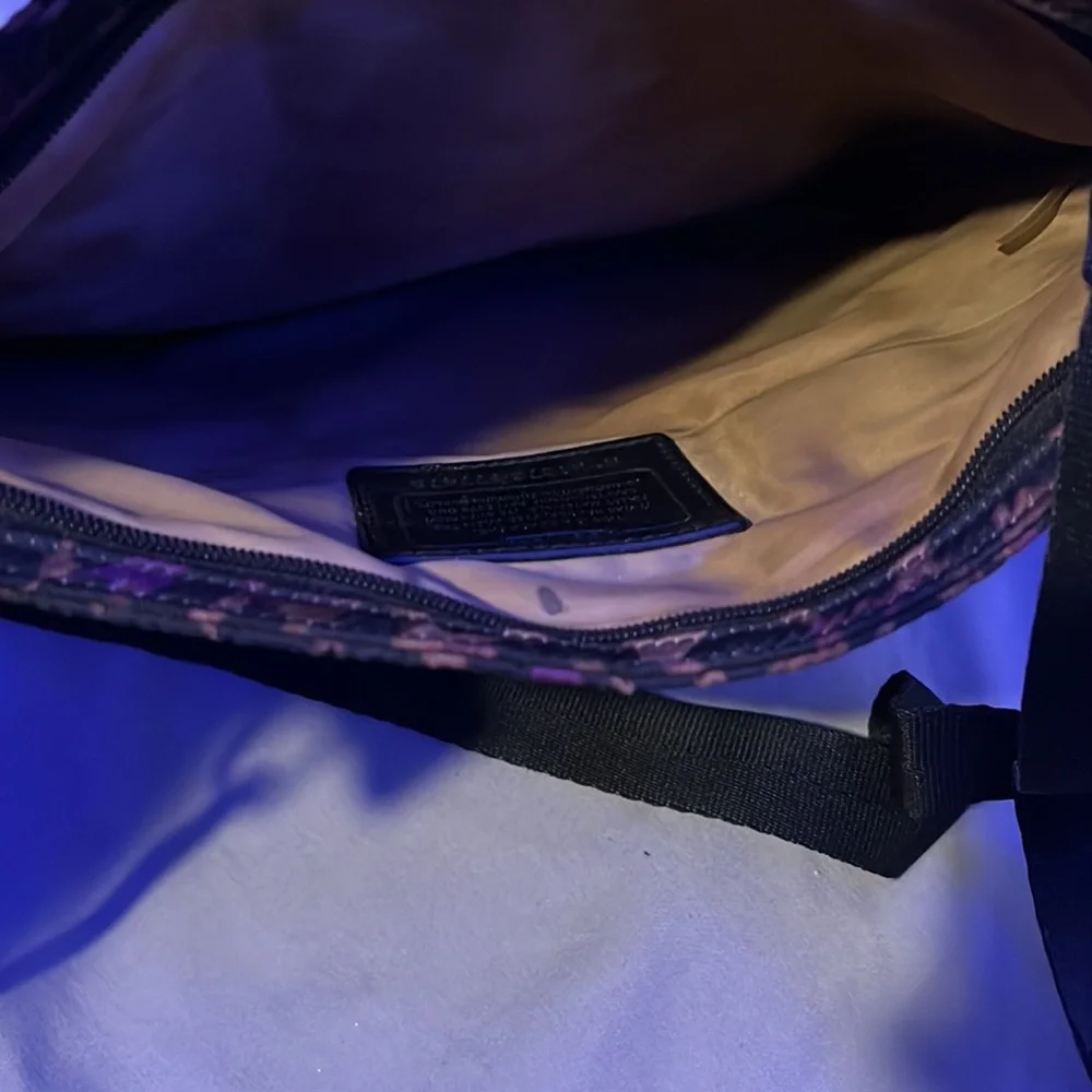 Coach side bag - Picture 3 of 4